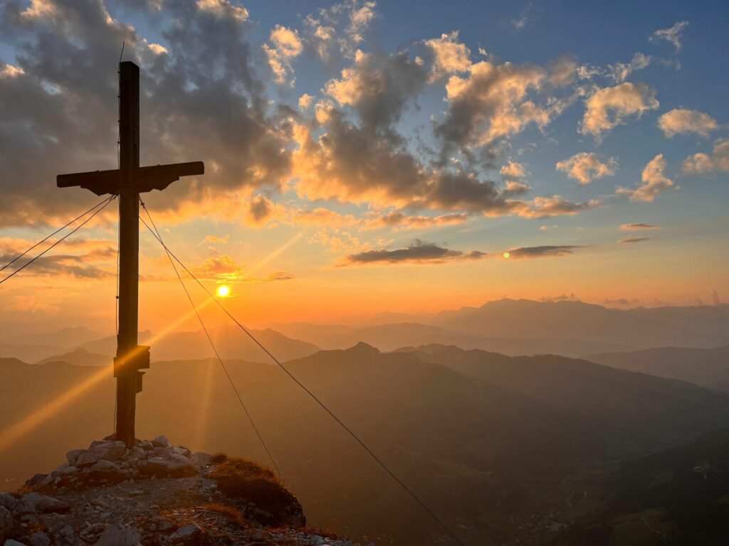 Sonnenuntergang am Gipfel